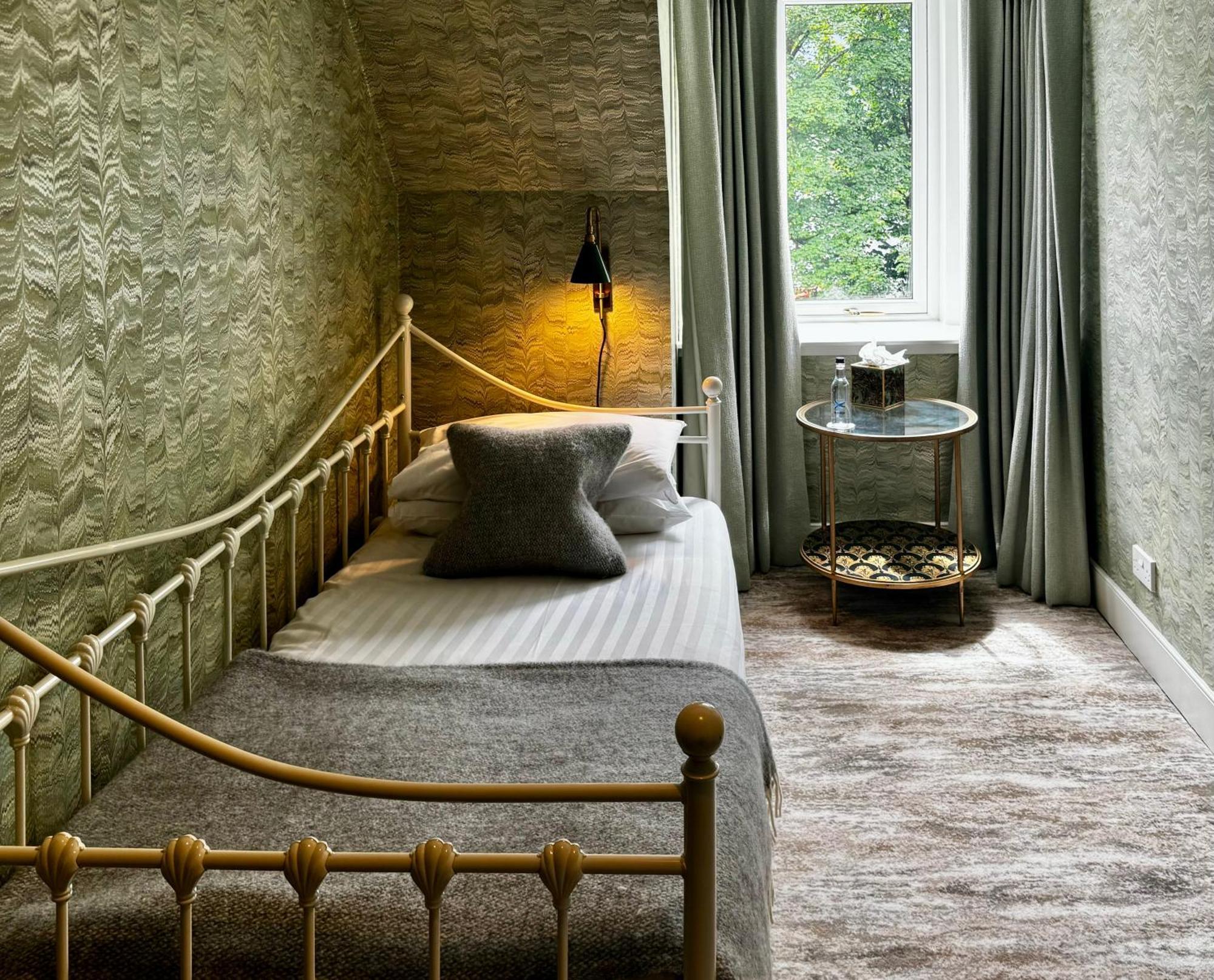 Glenfinnan House Hotel Экстерьер фото